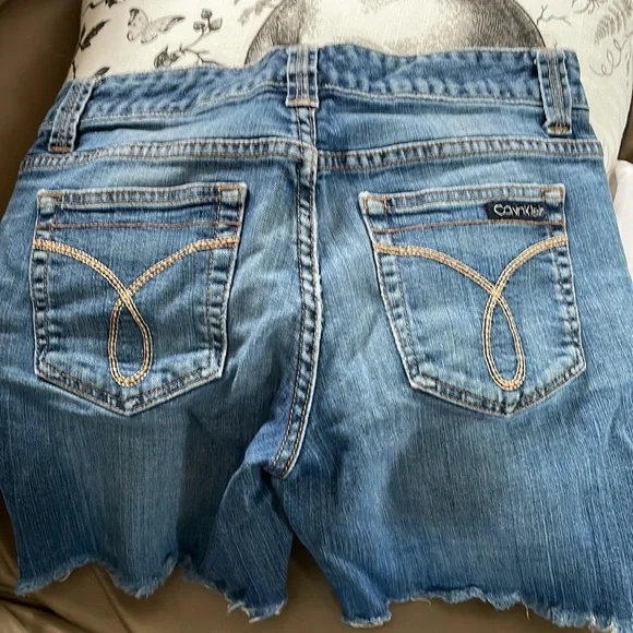 Calvin Klein shorts - Picture 3 of 4